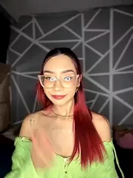 Cloe_hills1 from StripChat is Freechat