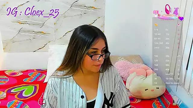 Discover our girls online shows and discover the company of countless livestreamers, with stunning shapes, sex toys and more.