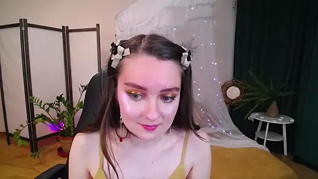 CloudGrace from StripChat is Freechat