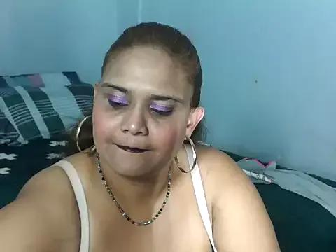 Clover_spice21 webcams show profile image 