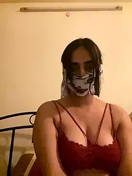 COCO_LOVE18 from StripChat