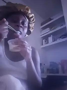 CocoaDoll22 from StripChat