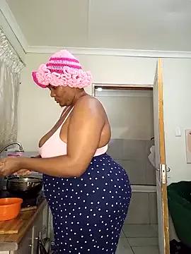 CocoBootyyy from StripChat