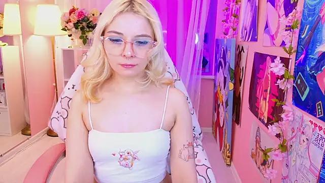 Coconut_Mia from StripChat