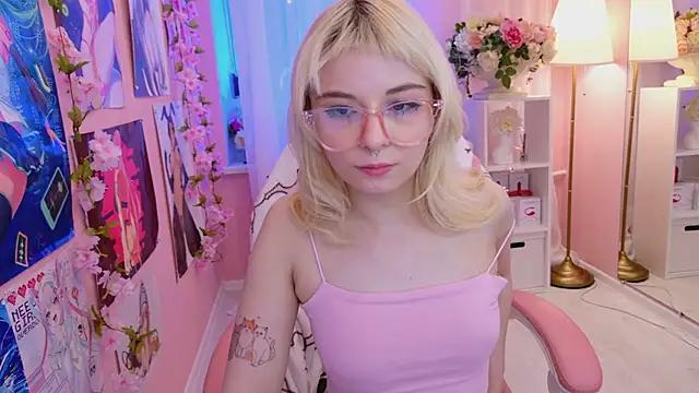 Coconut_Mia from StripChat
