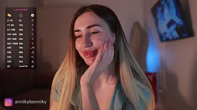 Coconutkittyy from StripChat