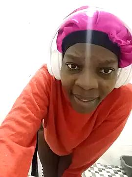 Cocowett from StripChat is Freechat