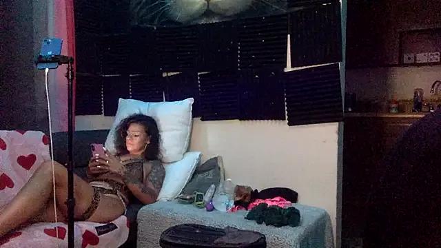 CoffeeNCreamHer from StripChat