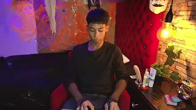 CoffeNaughty_nom from StripChat is Freechat