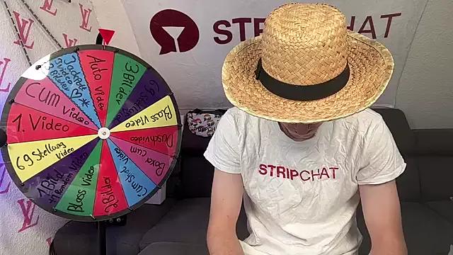 Cookieboy88 from StripChat
