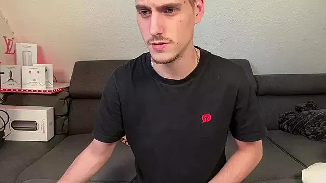 Cookieboy88 from StripChat