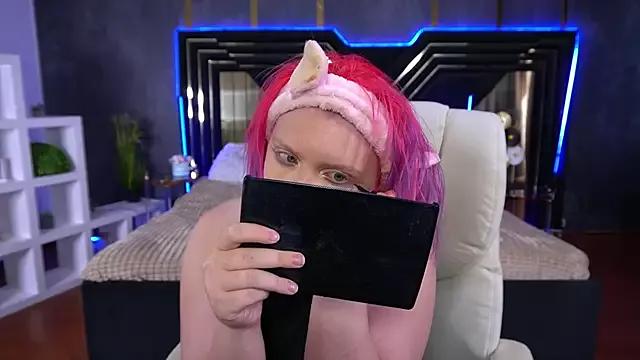 CoolTatis from StripChat is Freechat
