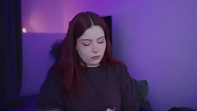 CoralineKeyns from StripChat is Freechat