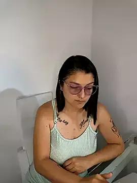 Coralinne__ webcams show profile image 