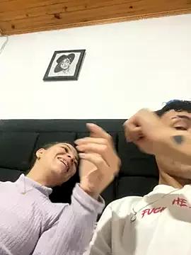 Coupledesire18 webcams show profile image 