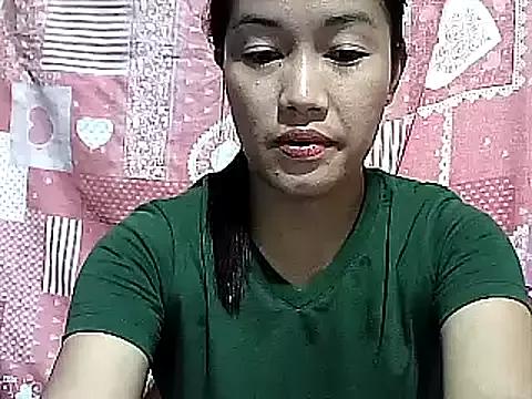 CreamyPussy30 from StripChat is Freechat