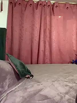 CristalGmez from StripChat is Freechat