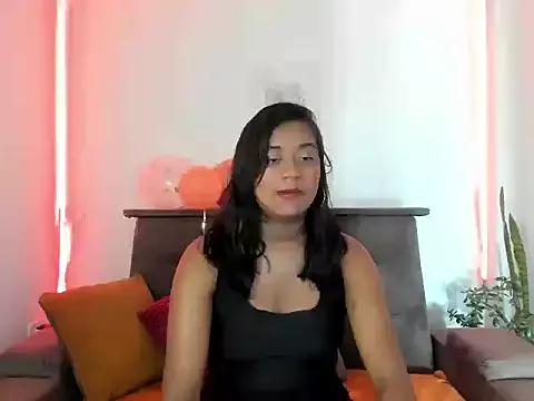 cristalladys2004 from StripChat is Freechat