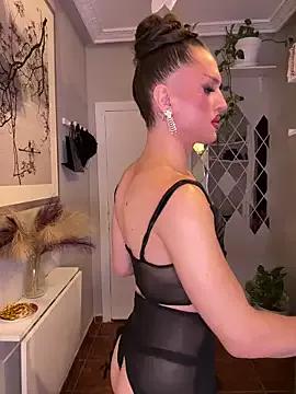 Crystal_________ from StripChat is Freechat