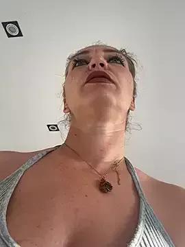 Crystal_Vibe from StripChat is Freechat