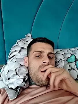 Cuci12 from StripChat