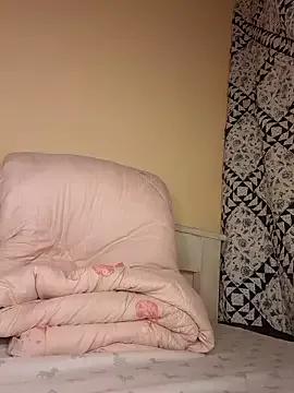 Cuddlykitten_20 from StripChat