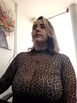 CurvyLust_x webcams show profile image 