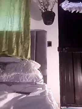 CurvySara1 from StripChat is Freechat