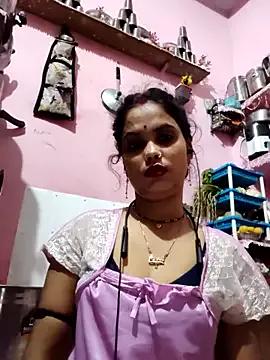 Cut_ragni webcams show profile image 