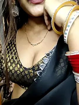Cute-Maahi from StripChat is Freechat