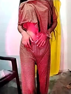 Cute-Naavya from StripChat is Freechat