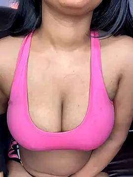 Cute-Samayra from StripChat is Freechat