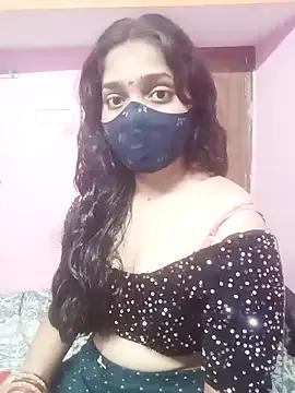 Cute-Simmi from StripChat is Freechat