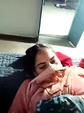 CUTE_CPL_001 from StripChat is Freechat