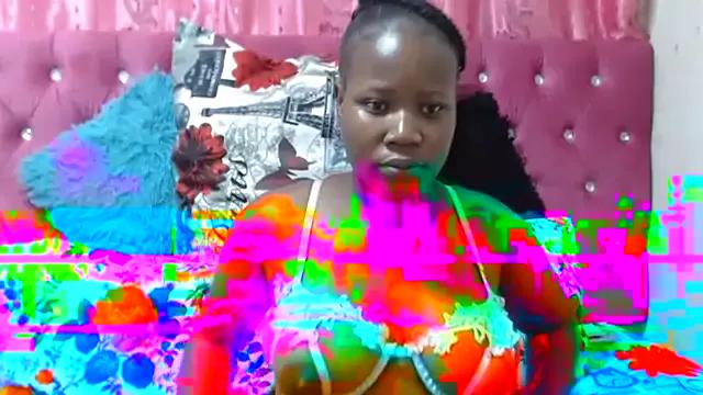 CuteDarkChoc from StripChat is Freechat
