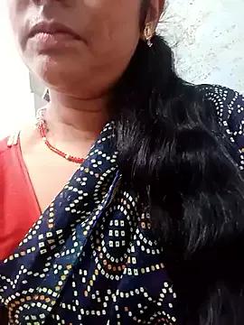 Cutreet webcams show profile image 
