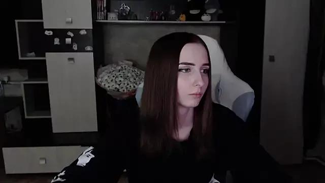 Cutti_Crystal from StripChat