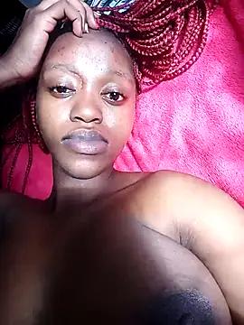 DaddysBigBelly from StripChat