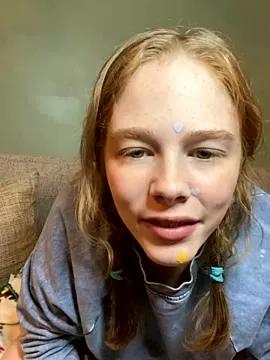 daddyscumprincess from StripChat