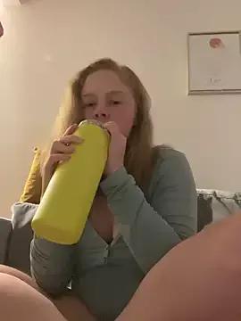 Daddyscumprincess webcams show profile image 