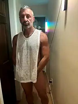 DaddySnowXX from StripChat