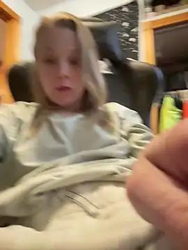 Daddyssllut from StripChat