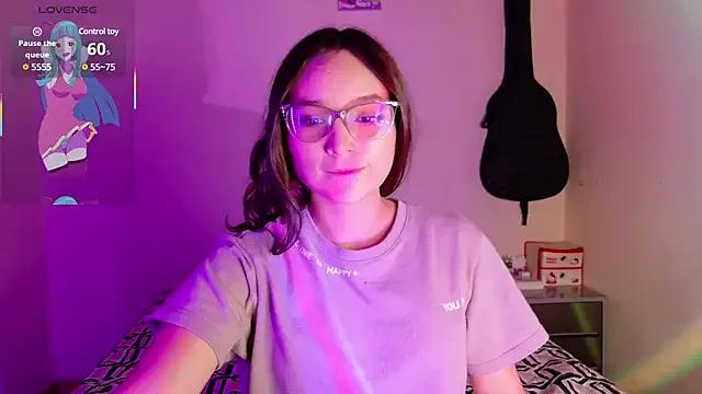 Daihanae_2 webcams show profile image 