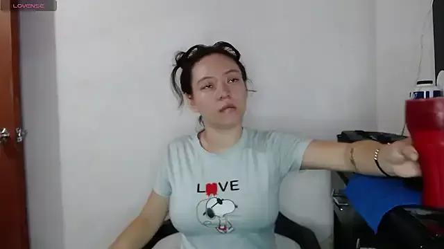 Damara_Rolands- from StripChat is Freechat