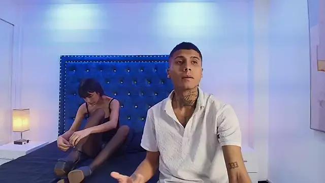 Damian_and_roxanne webcams show profile image 