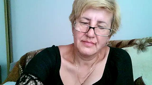 Dana4921 from StripChat is Freechat