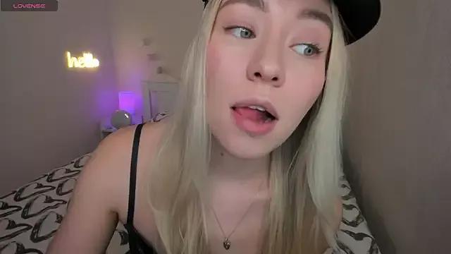 DanaCandy from StripChat