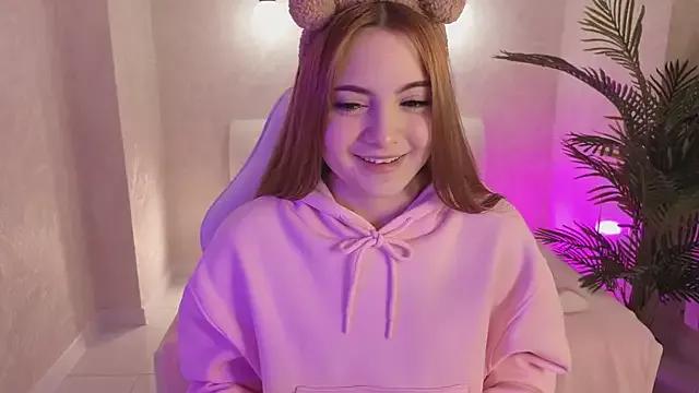 Daniela_Saules from StripChat is Freechat