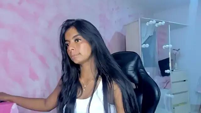 Danielaspencer2 from StripChat is Freechat