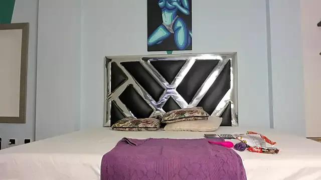 DannaDom from StripChat
